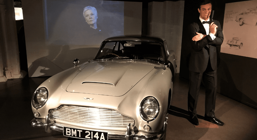 James Bond Aston Martin